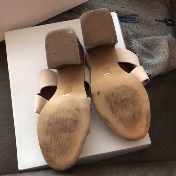 Halston designer beige suede sandals with wooden heels - Picture 6 of 8